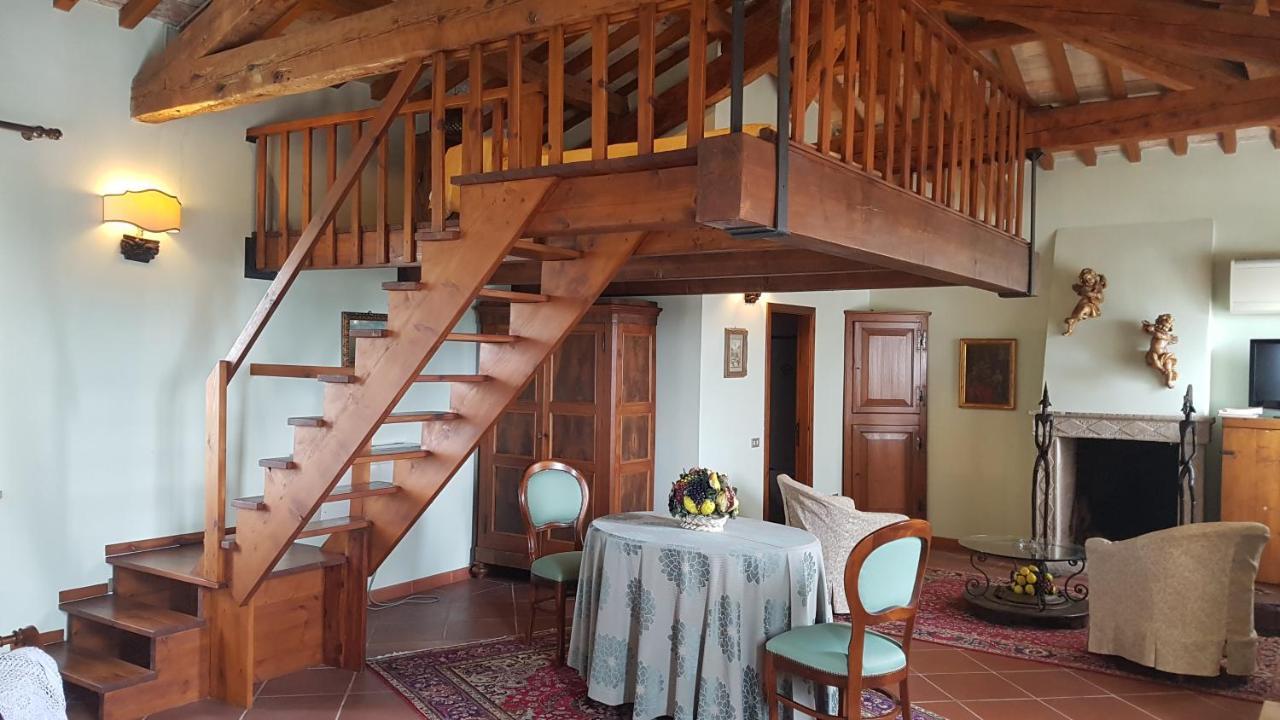 Locanda Di Villa Torraccia เปซาโร ภายนอก รูปภาพ