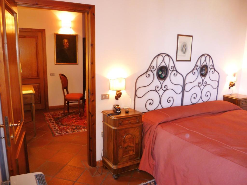 Locanda Di Villa Torraccia เปซาโร ห้อง รูปภาพ